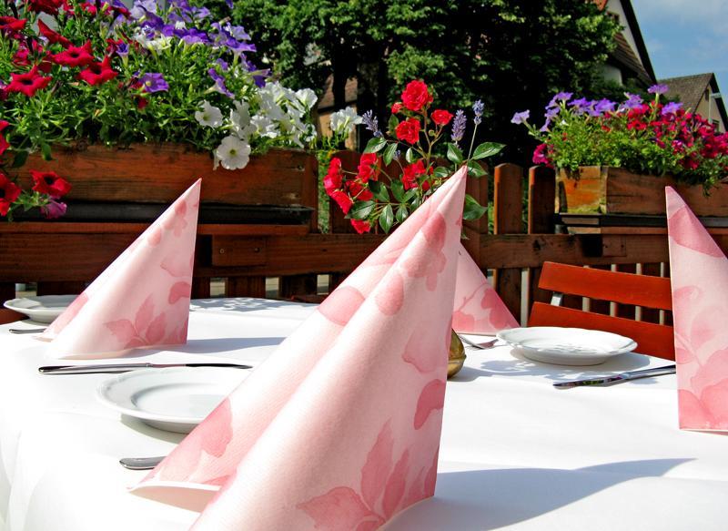Hotel Restaurant Engel Pfaffenweiler Exterior foto